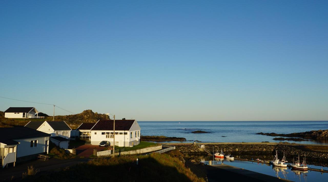 Frugga Feriehus Og Leilighet Straumsjoen Exterior photo